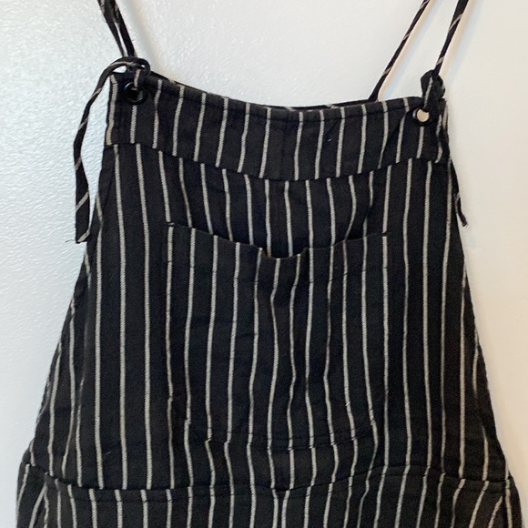 Billabong romper - Picture 3 of 3